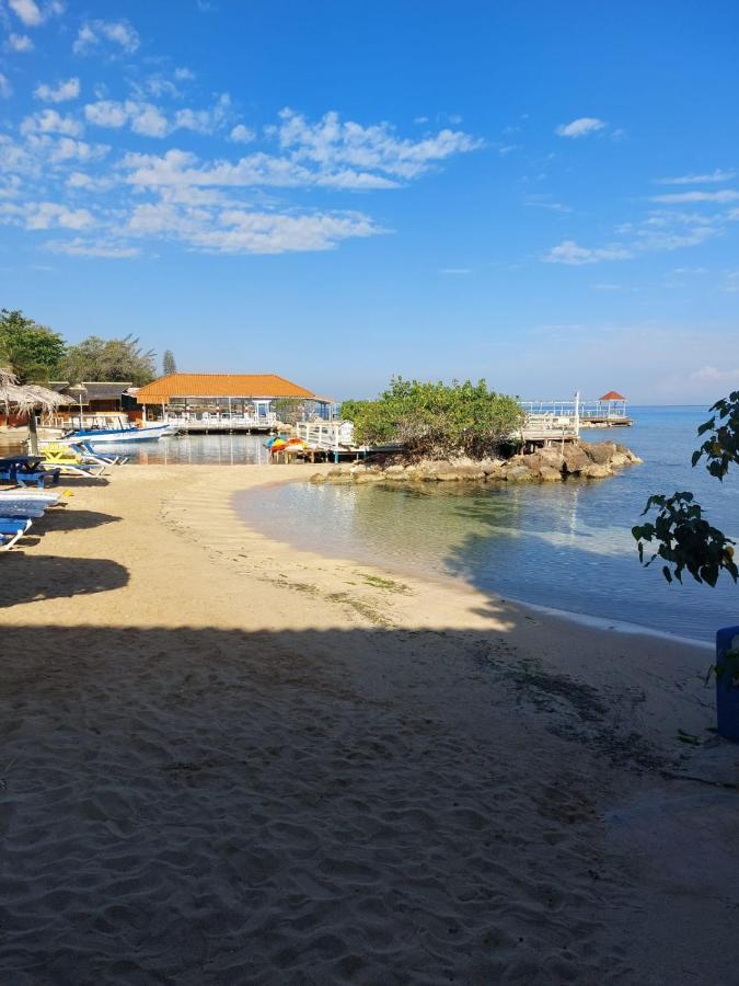 Cozy Villa Escape Runaway Bay Exterior foto